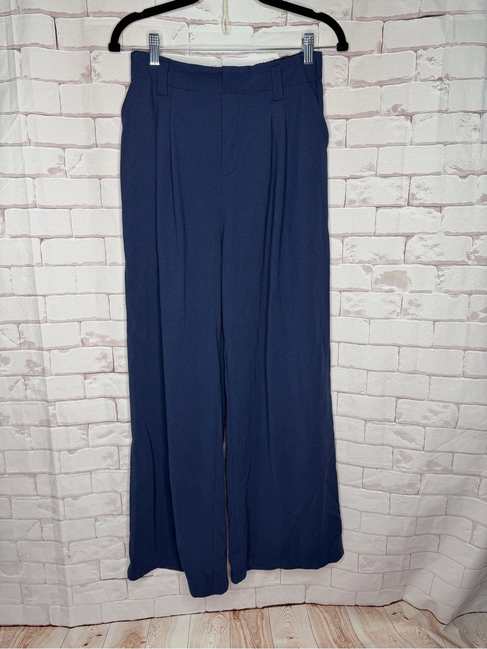 Halara Wide Leg Trouser Pants – Women’s Medium Regular – Blue High Rise
